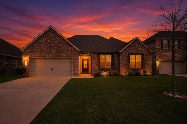 $2,400 | 945 Channel Bend Court, Slidell, LA 70461