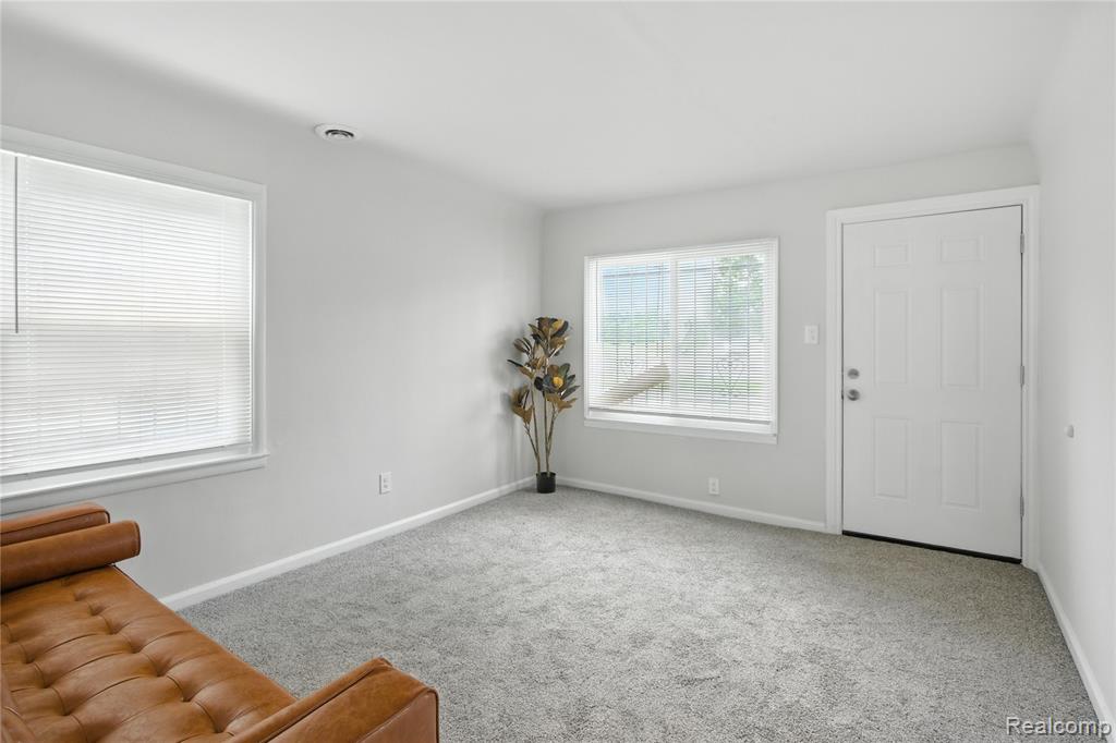 3887 Moore Street Inkster, MI 48141 - Photo 8 of 27 Gallery Image 8
