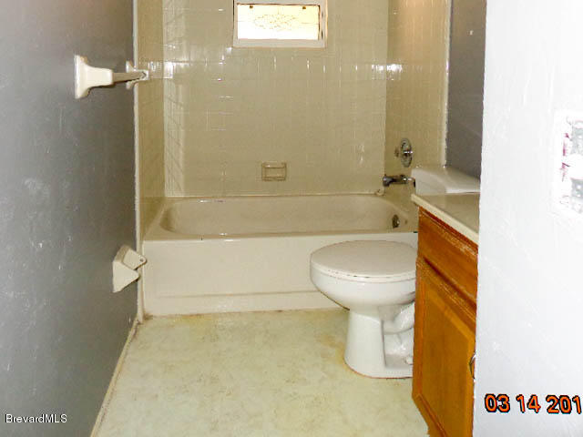 2316 Scotland Road Cocoa, FL 32926 - Photo 7 of 11 Guest Bath