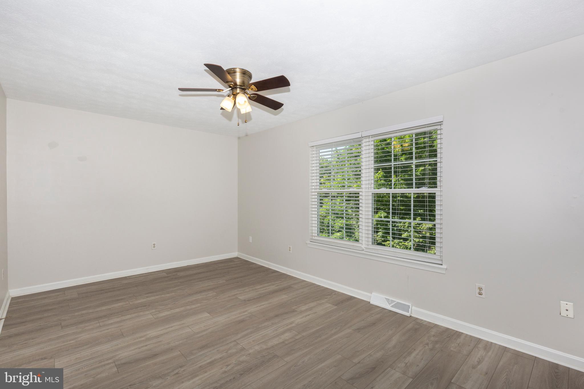 882 Gaming Square Hampstead, MD 21074 - Photo 20 of 46 Primary Bedroom