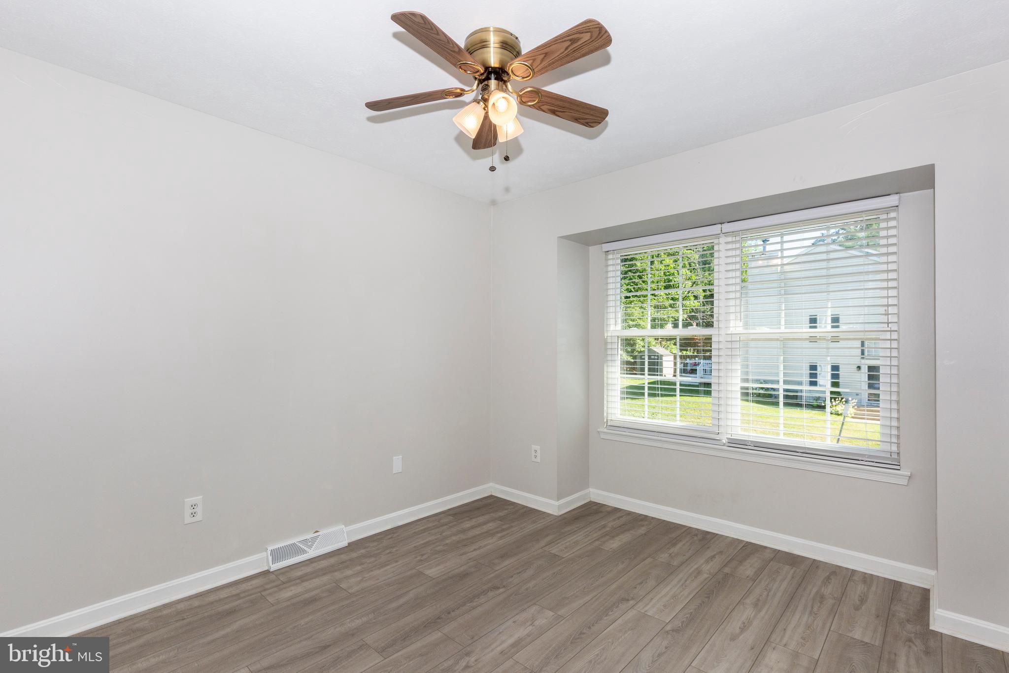 882 Gaming Square Hampstead, MD 21074 - Photo 22 of 46 Bedroom 2