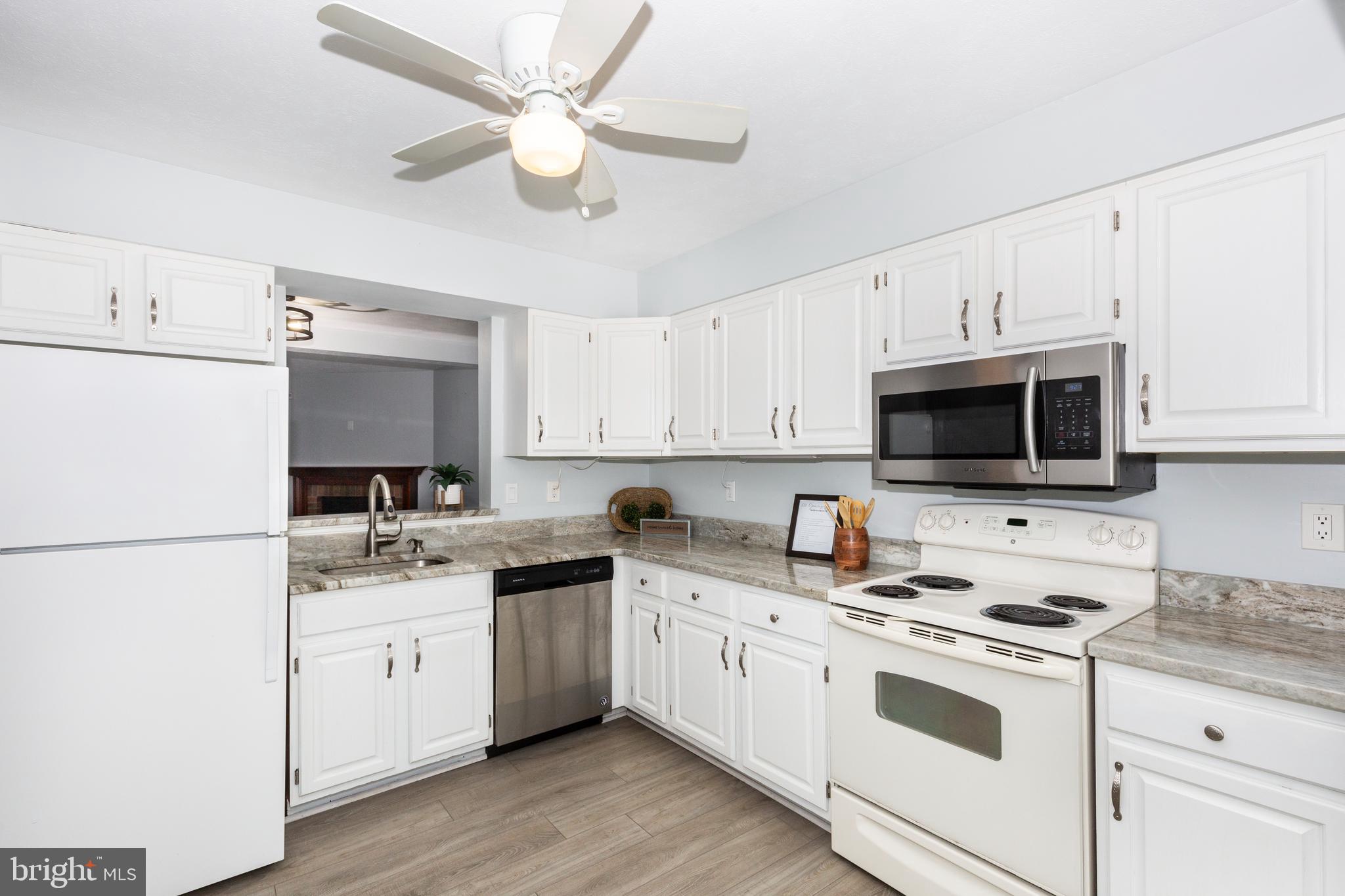 882 Gaming Square Hampstead, MD 21074 - Photo 9 of 46