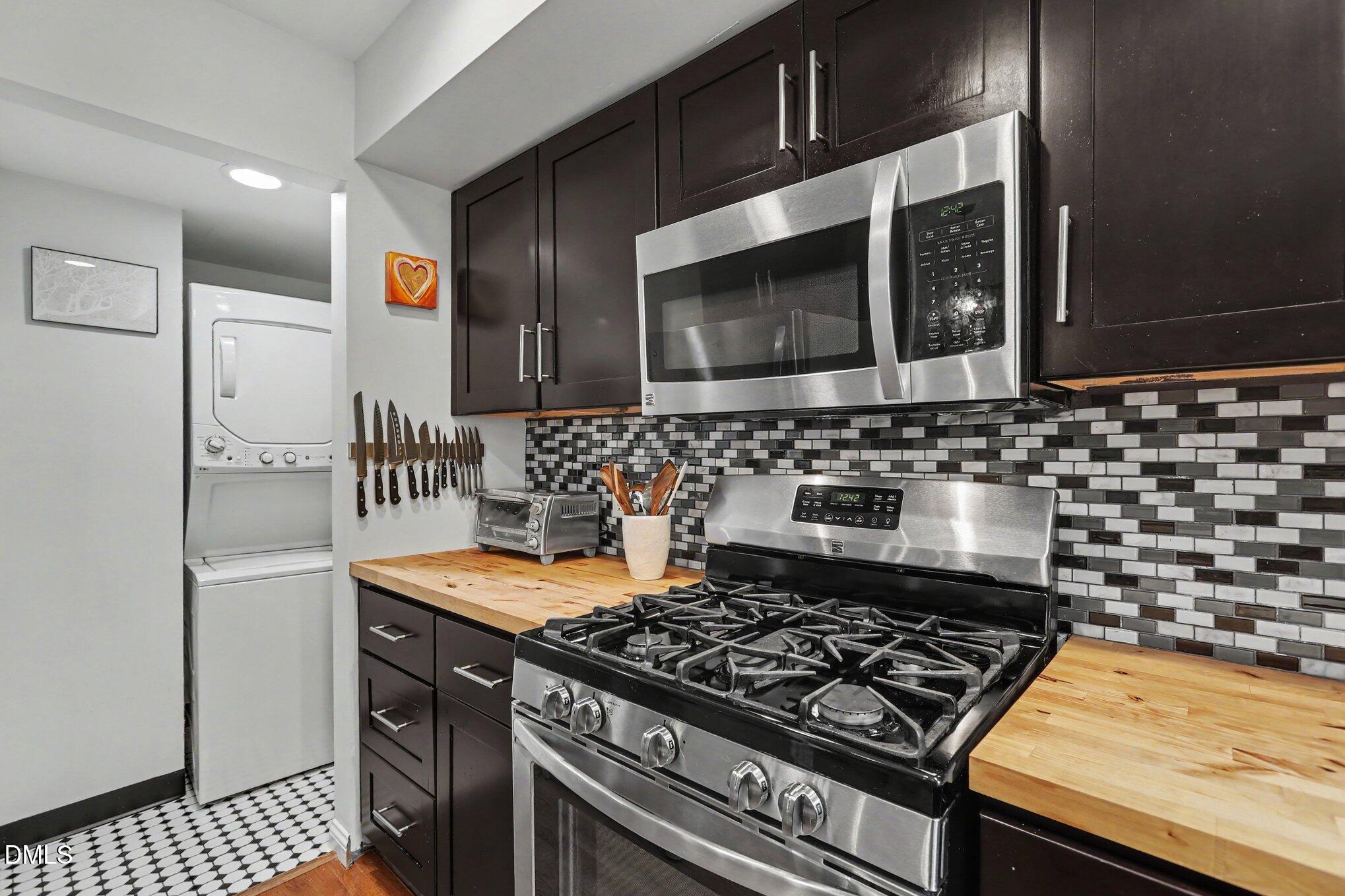 3732 Yorktown Place Raleigh, NC 27609 - Photo 15 of 25 017_file_8347
