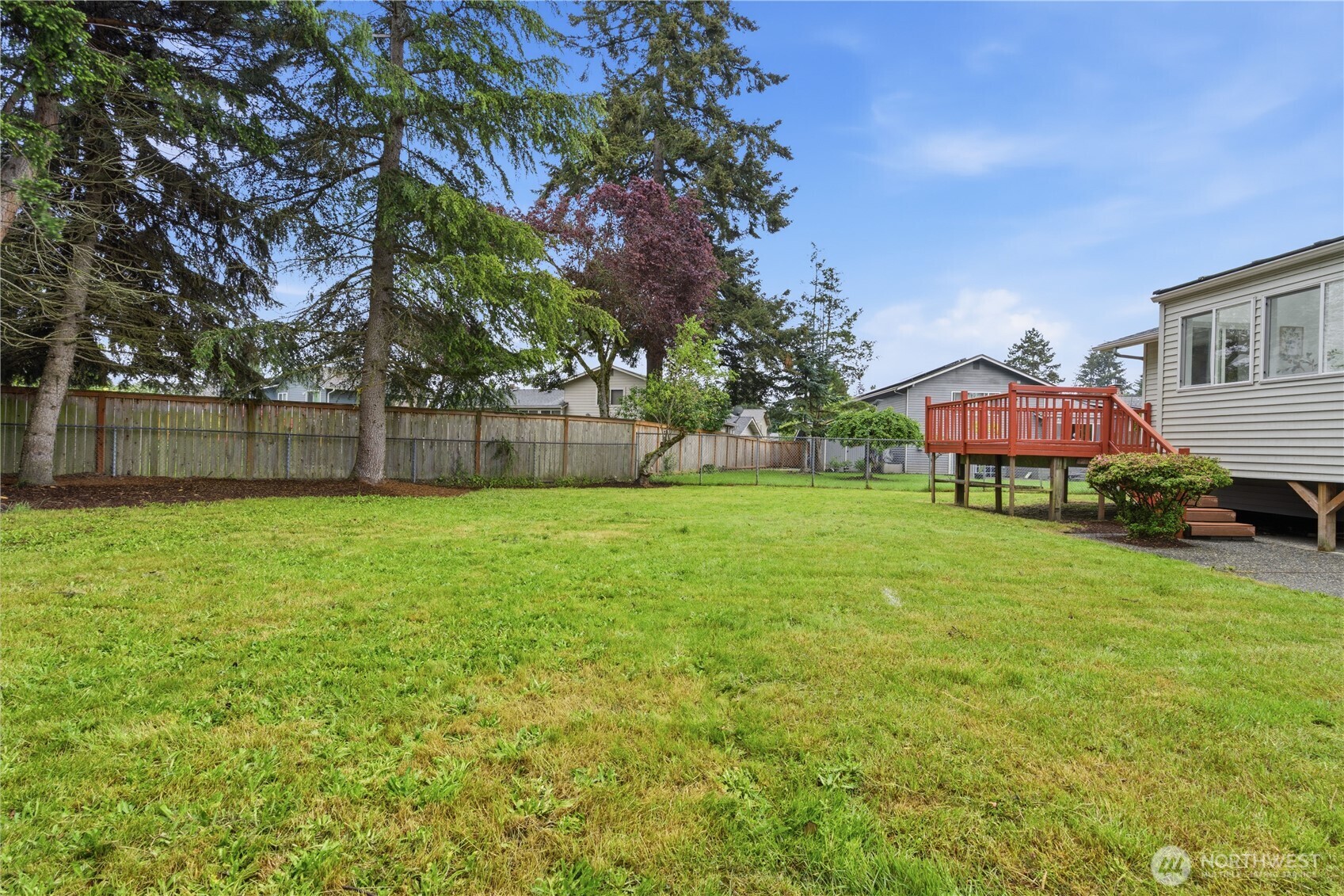 2208 Vashon Avenue Northeast Renton, WA 98059 - Photo 24 of 32