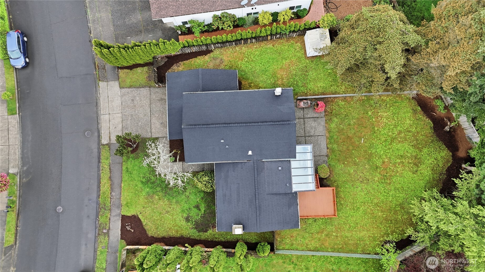 2208 Vashon Avenue Northeast Renton, WA 98059 - Photo 26 of 32