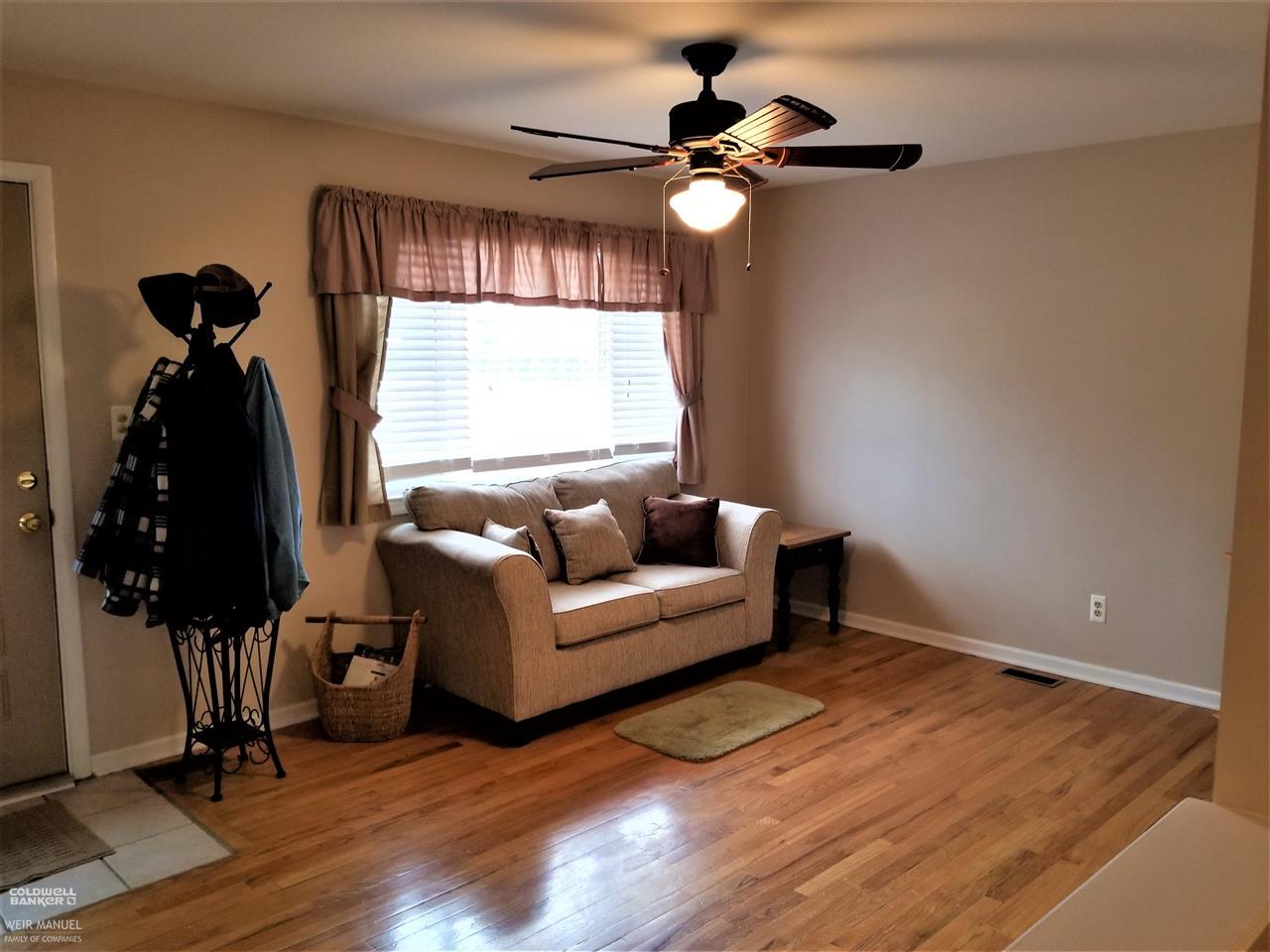 48625 Callens Road New Baltimore, MI 48047 - Photo 7 of 41