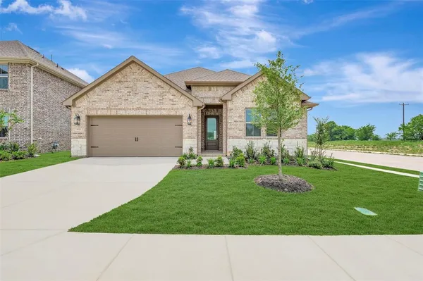 $473,000 | 1023 Candlewyck Drive, Justin, TX 76247