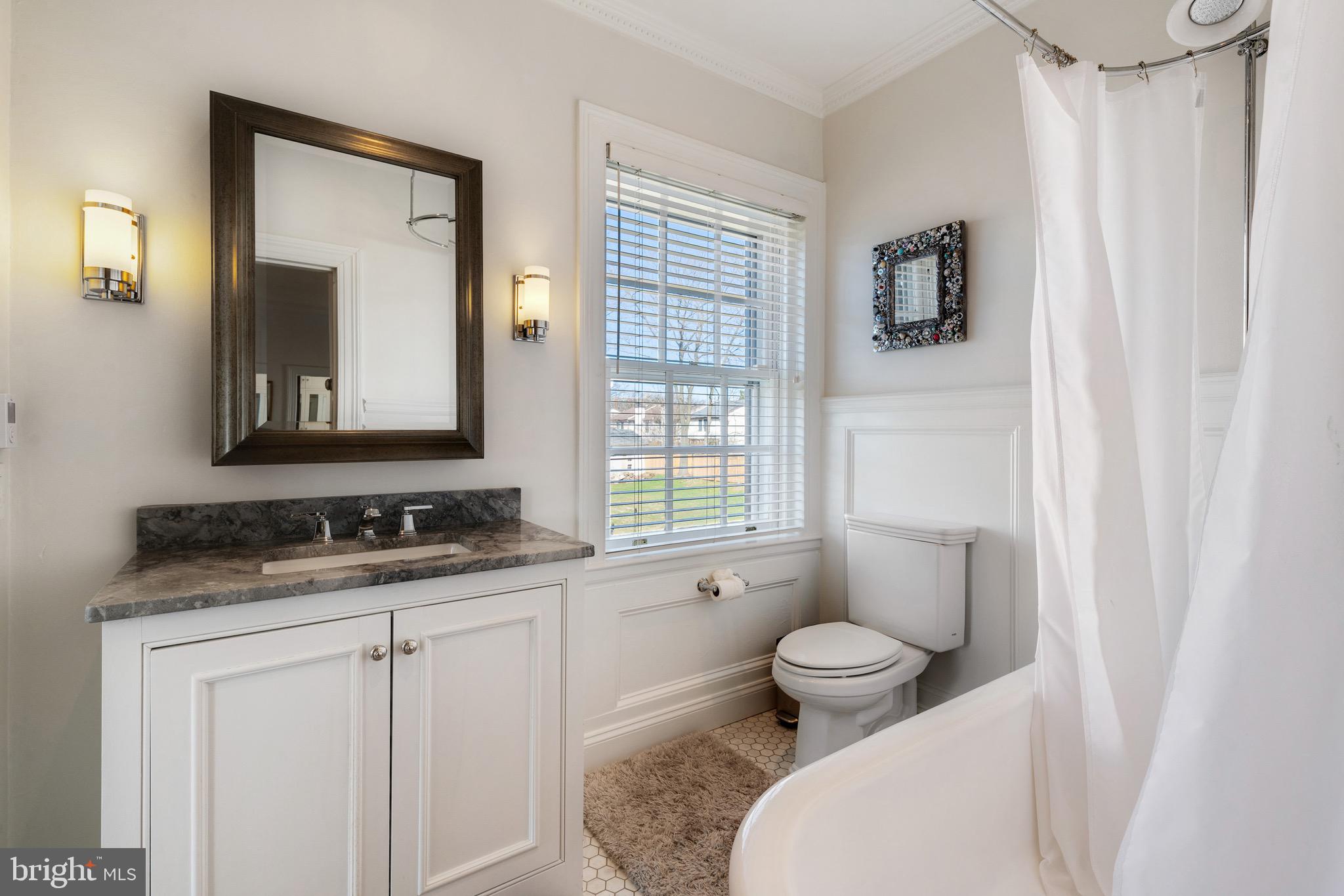 500 Somerset Road Baltimore, MD 21210 - Photo 46 of 80 Full bathroom