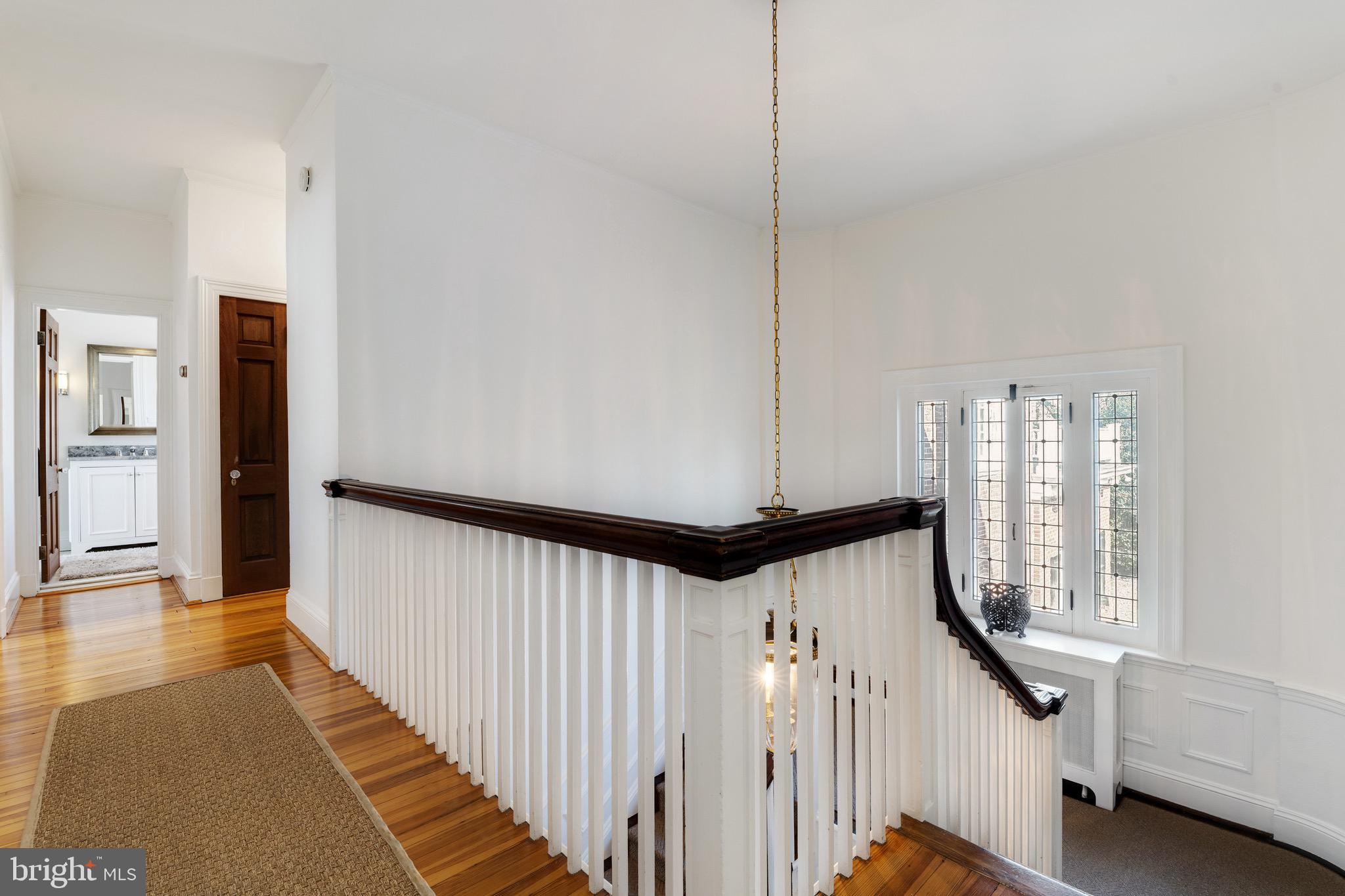 500 Somerset Road Baltimore, MD 21210 - Photo 50 of 80 Second floor landing