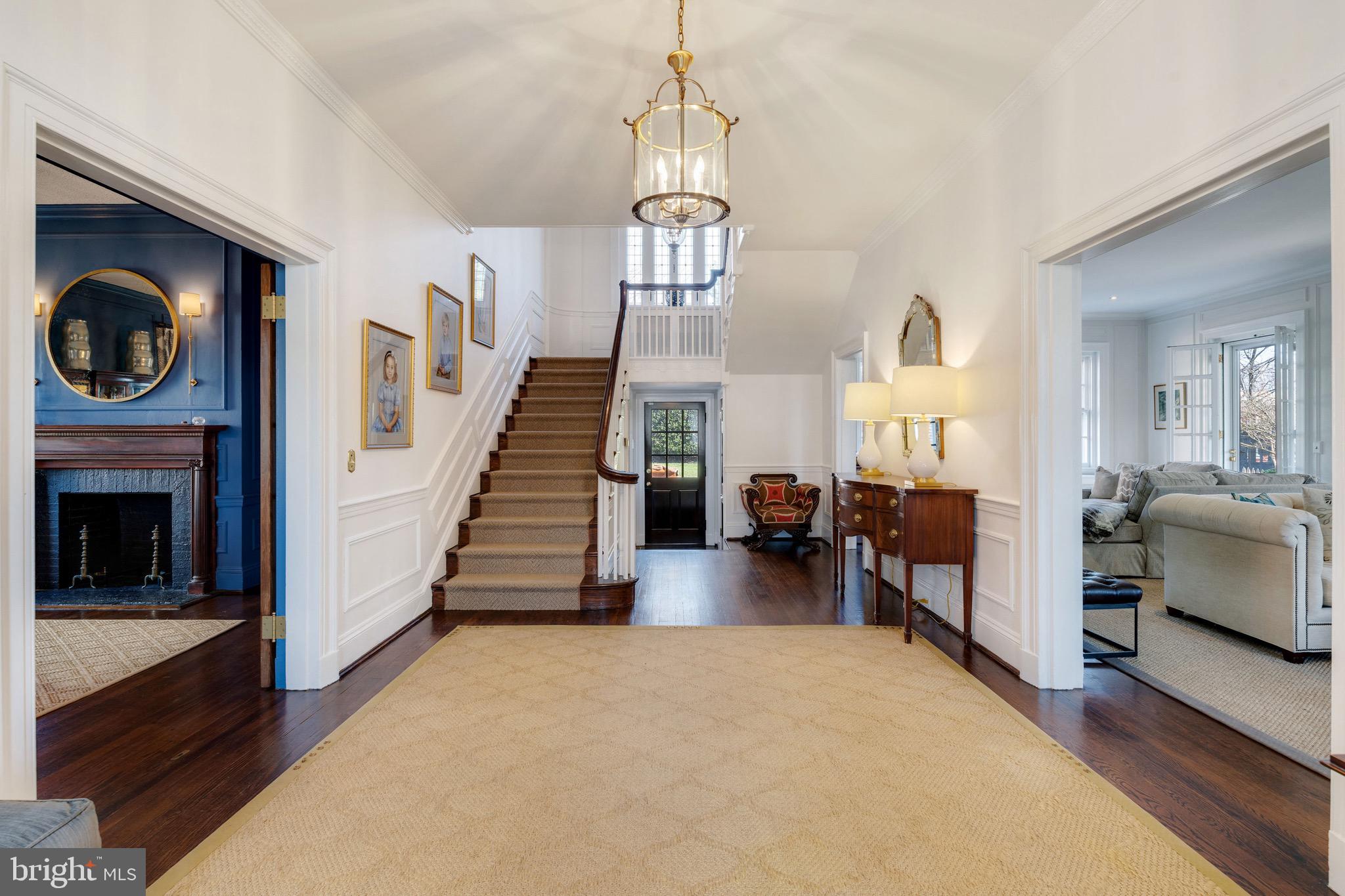 500 Somerset Road Baltimore, MD 21210 - Photo 7 of 80 Foyer with grand staircase