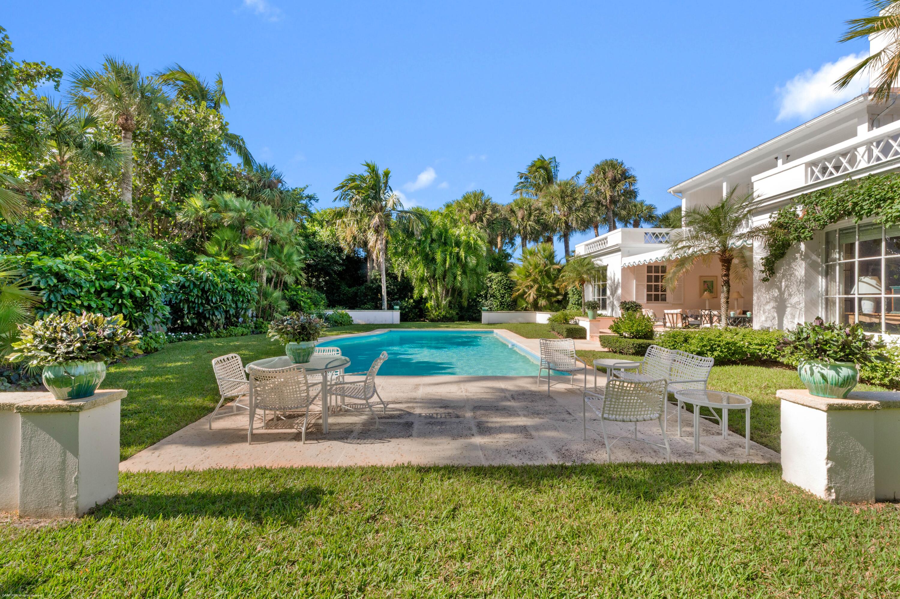 128 South Beach Road Jupiter Island, FL 33455 - Photo 26 of 29 128 S Beach Rd 051