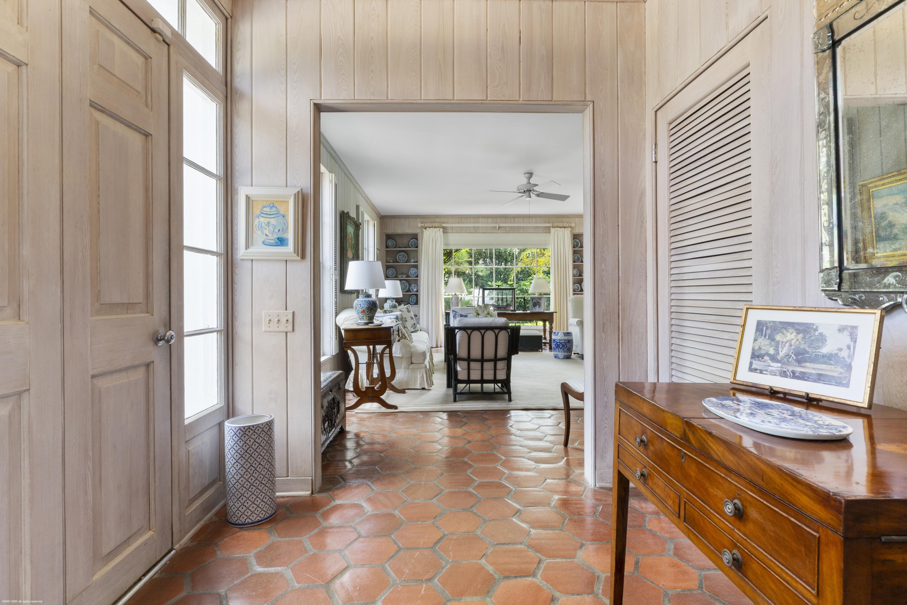 128 South Beach Road Jupiter Island, FL 33455 - Photo 6 of 29 128 S Beach Rd 012a