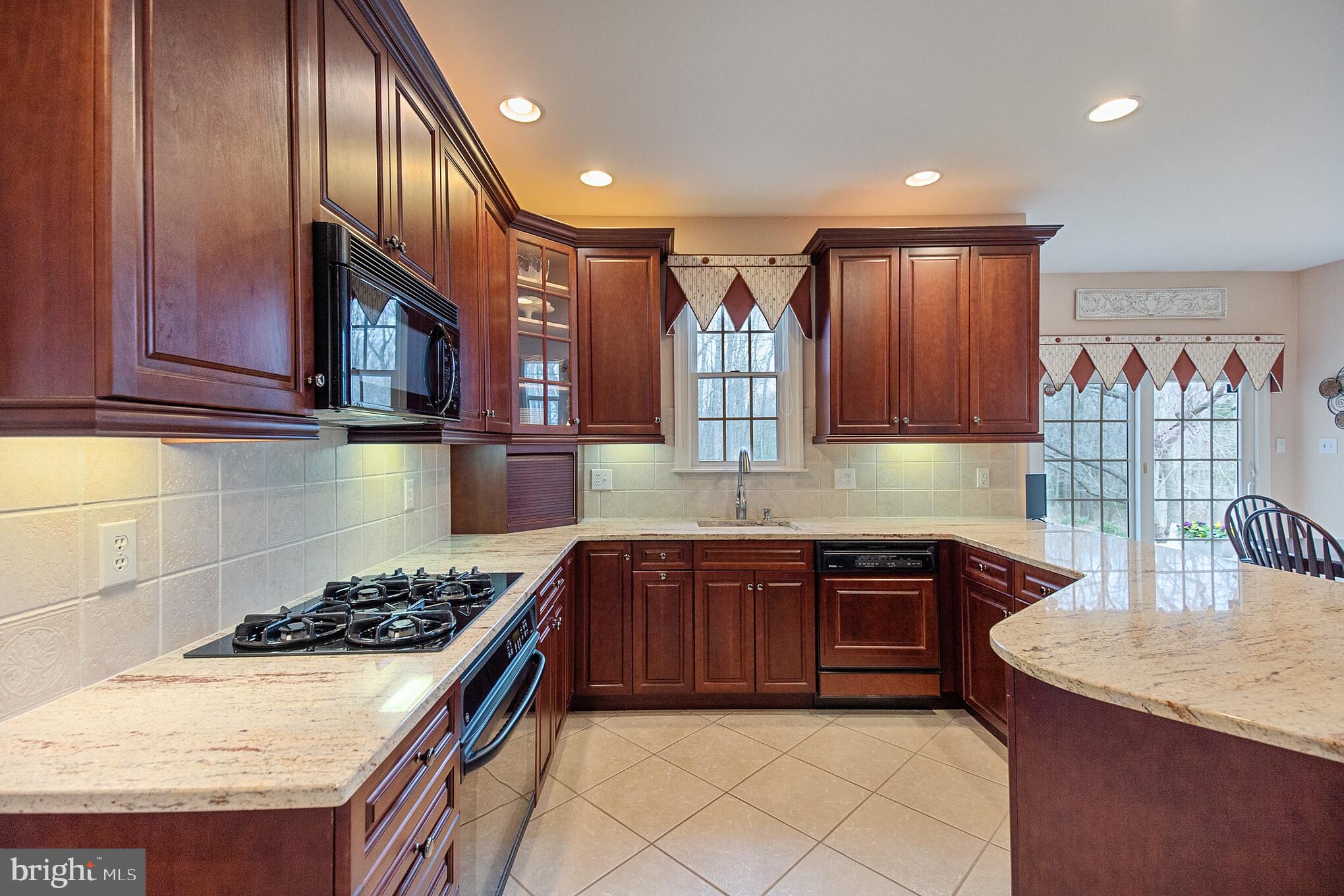 250 Barnsboro Road Sewell, NJ 08080 - Photo 15 of 31