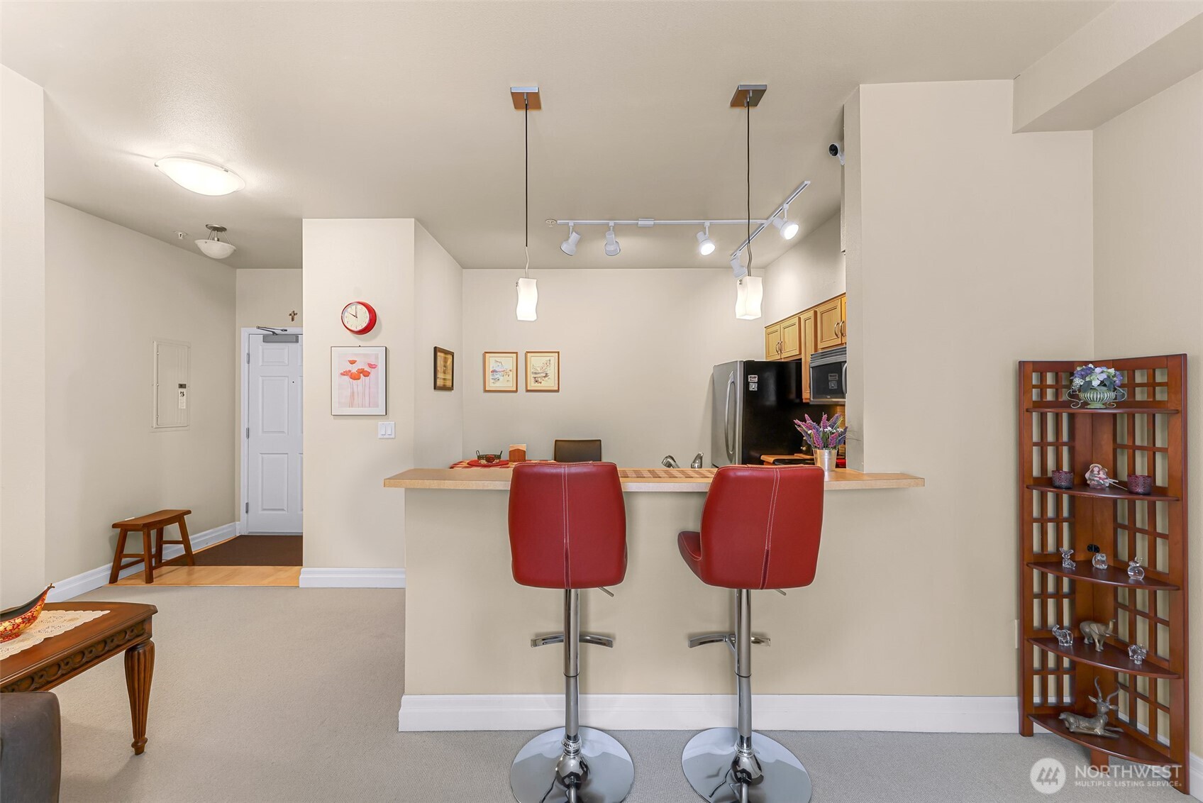 910 Harris Avenue, Unit 208 Bellingham, WA 98225 - Photo 15 of 33