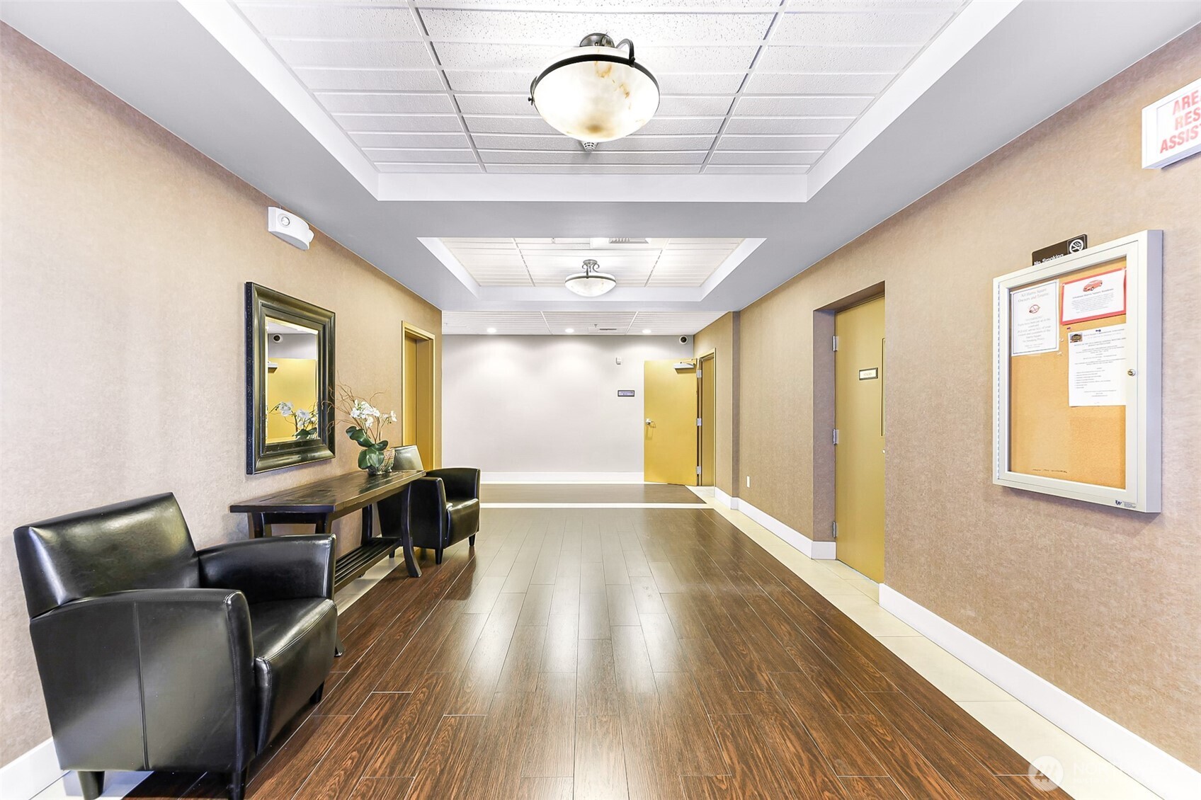 910 Harris Avenue, Unit 208 Bellingham, WA 98225 - Photo 5 of 33 a living room with furniture and a window