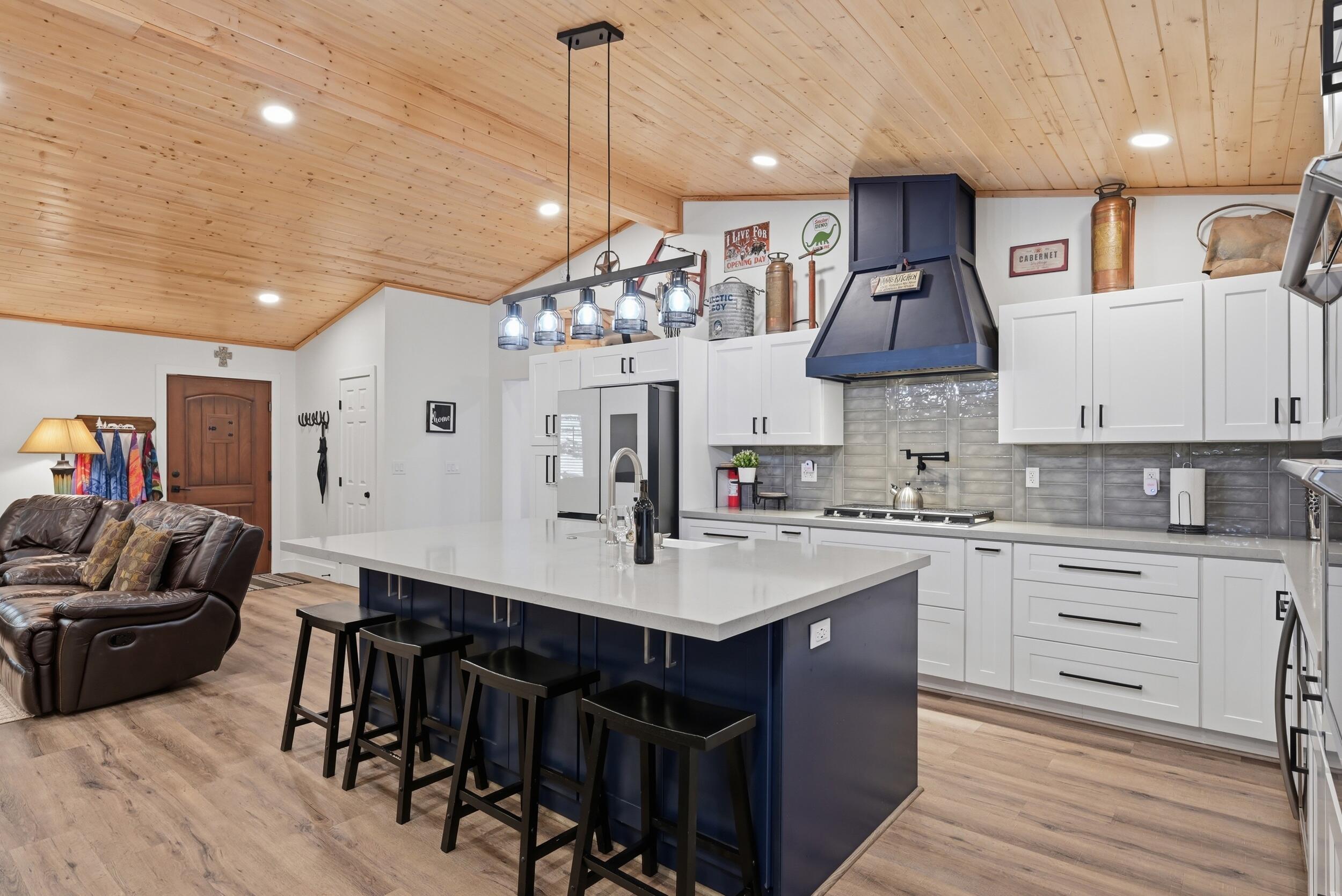 856 Coconino Loop Happy Jack, AZ 86024 - Photo 16 of 51