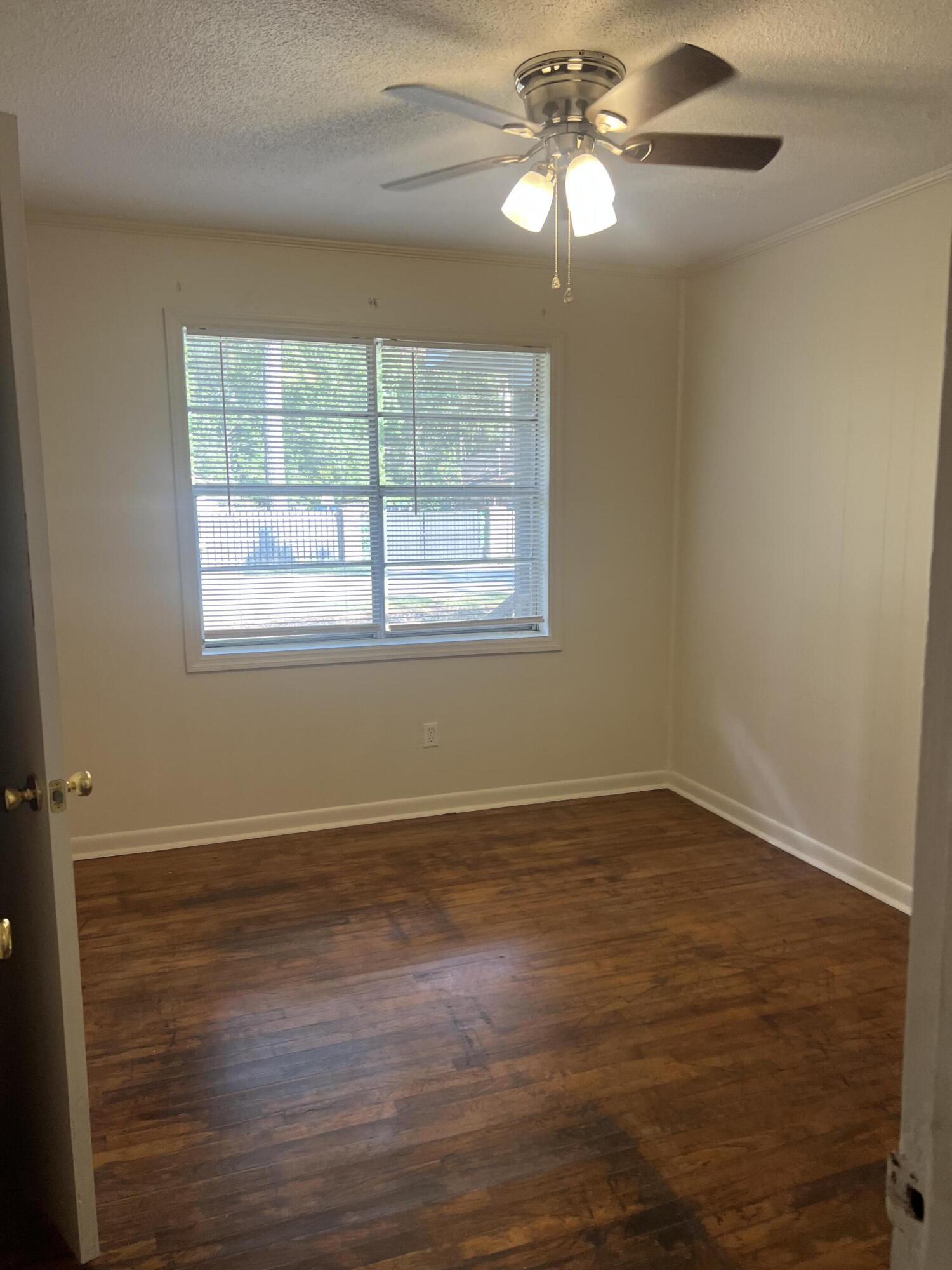 314 Cleveland Street, Unit 1 Walterboro, SC 29488 - Photo 3 of 4 IMG_4743