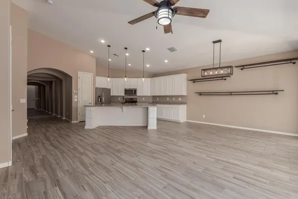 $2,650 | 10158 Theorem Drive, Mesa, AZ 85212