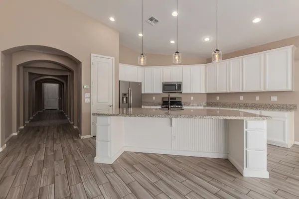$2,650 | 10158 Theorem Drive, Mesa, AZ 85212