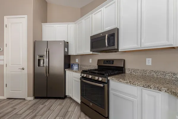 $2,650 | 10158 Theorem Drive, Mesa, AZ 85212