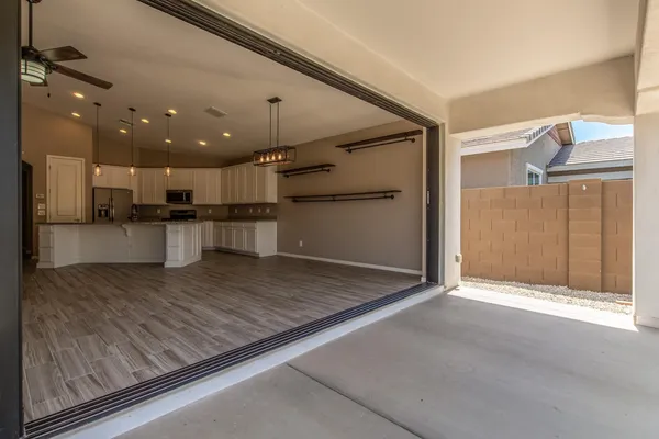 $2,650 | 10158 Theorem Drive, Mesa, AZ 85212