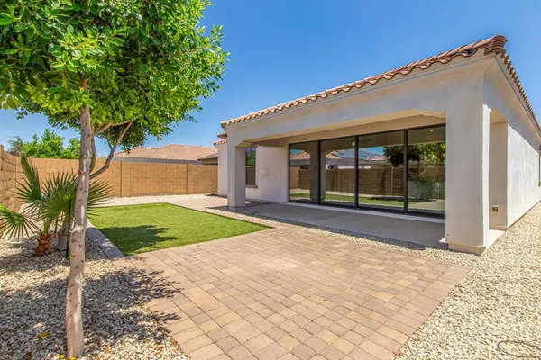 $2,650 | 10158 Theorem Drive, Mesa, AZ 85212