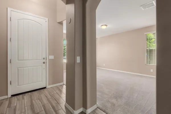 $2,650 | 10158 Theorem Drive, Mesa, AZ 85212