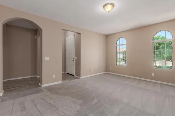 $2,650 | 10158 Theorem Drive, Mesa, AZ 85212