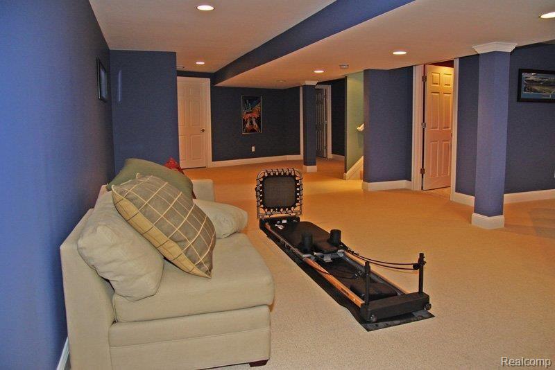 1178 Devonshire Road Grosse Pointe, MI 48230 - Photo 19 of 25 DSC00165