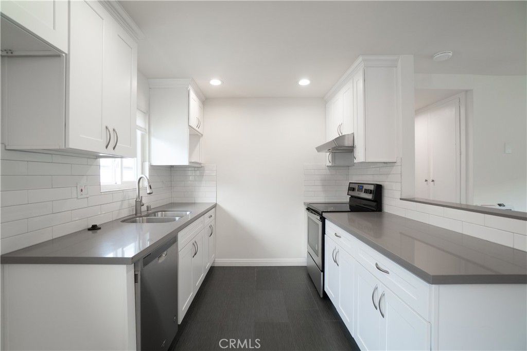 1311 Beryl Street, Unit D Redondo Beach, CA 90277 - Photo 1 of 1