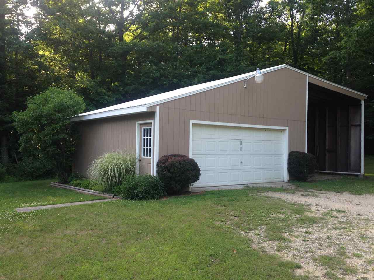 3756 West Wing Road Mount Pleasant, MI 48858 - Photo 3 of 25 1791858-2.JPG