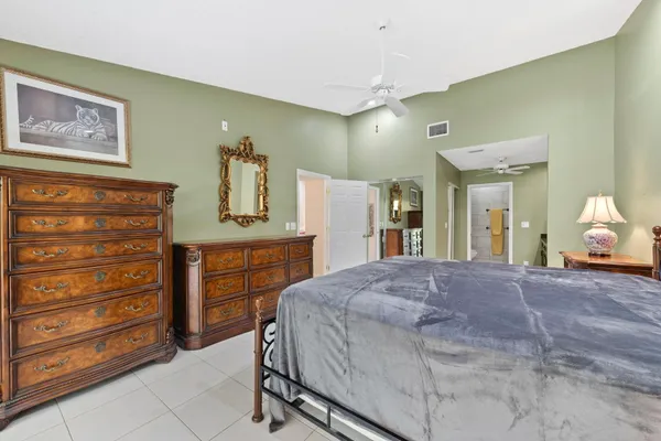 $305,000 | 7743 Silver Lake Drive, Unit 7743, Delray Beach, FL 33446