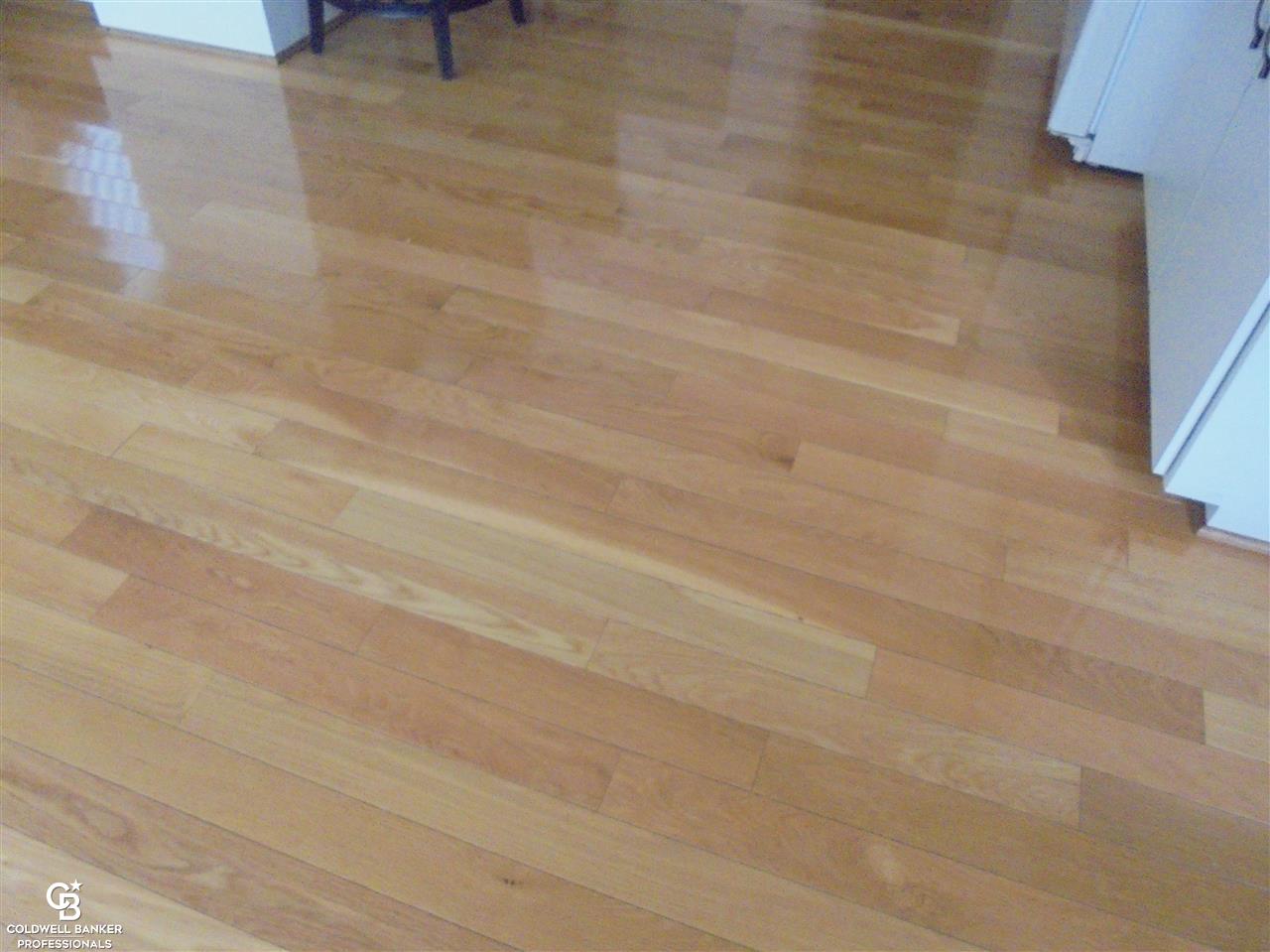 16960 Armada Center Road Armada, MI 48005 - Photo 29 of 72 Updated Hardwood Floors