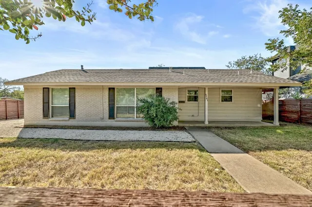 $384,900 | 4701 Sylvandale Drive, Unit 1, Austin, TX 78745