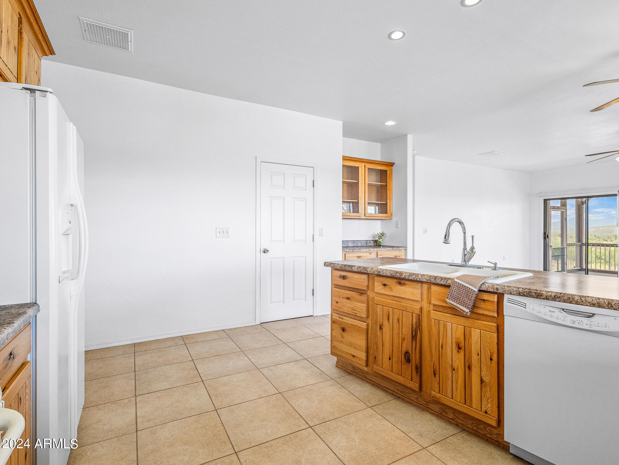 18301 Peeples Valley Road Peeples Valley, AZ 86332 - Photo 20 of 86 18301 S Peeples Valley Rd-53
