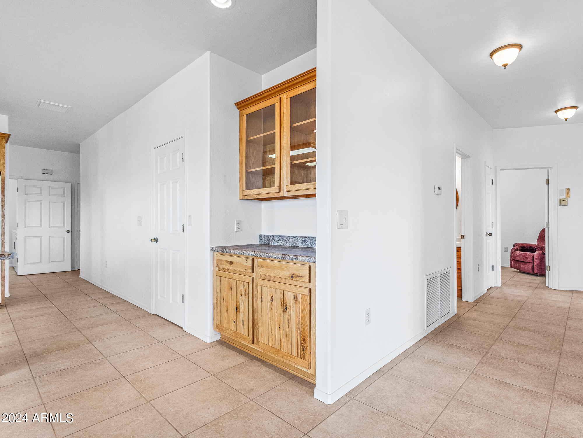 18301 Peeples Valley Road Peeples Valley, AZ 86332 - Photo 25 of 86 18301 S Peeples Valley Rd-46