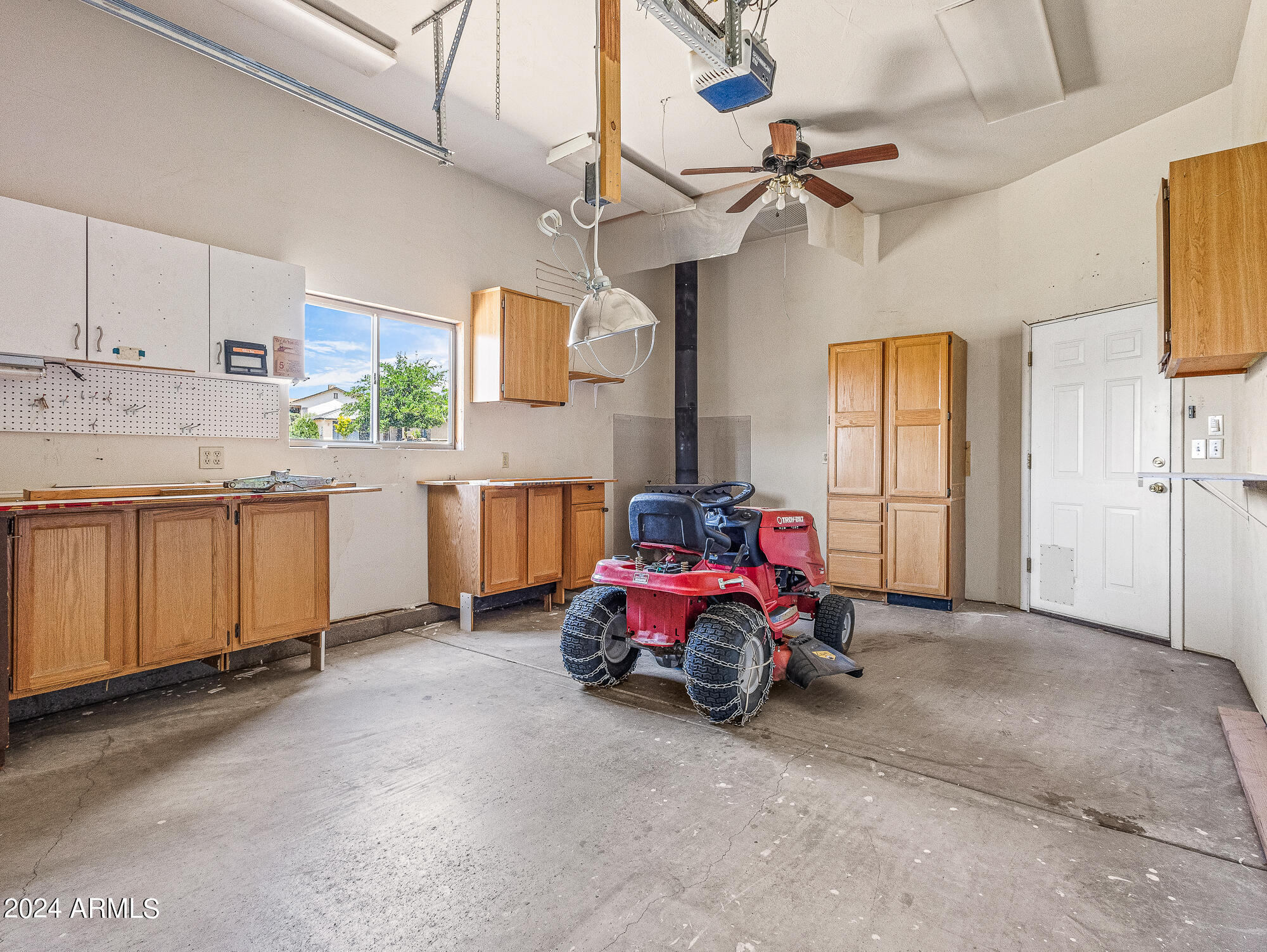 18301 Peeples Valley Road Peeples Valley, AZ 86332 - Photo 53 of 86 18301 S Peeples Valley Rd-63