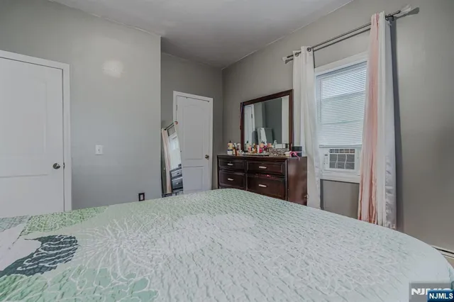 $390,000 | 74 Lincoln Place, Irvington, NJ 07111