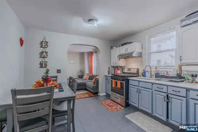 $390,000 | 74 Lincoln Place, Irvington, NJ 07111