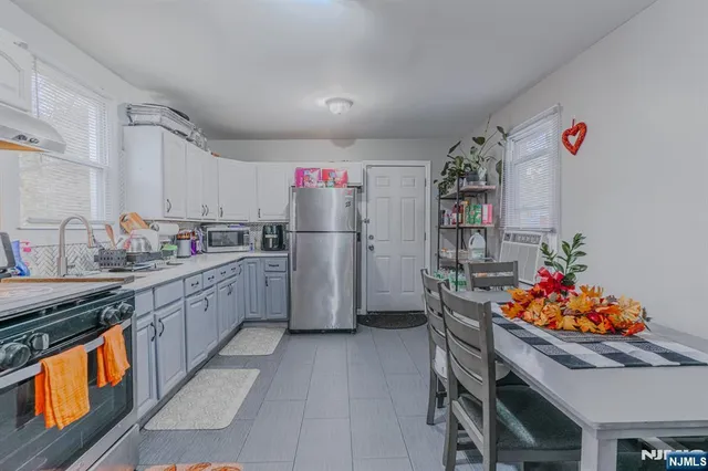 $390,000 | 74 Lincoln Place, Irvington, NJ 07111