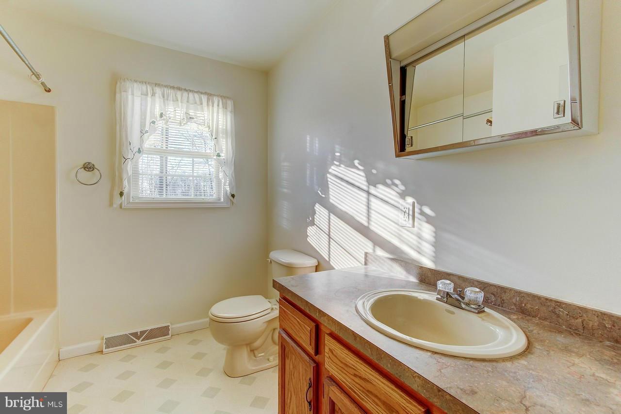 2119 Telegraph Road Pylesville, MD 21132 - Photo 16 of 23 Bath