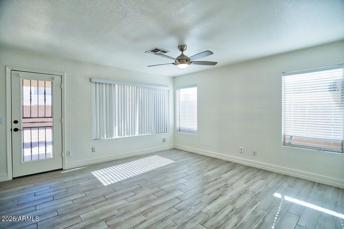 333 West Colt Road Tempe, AZ 85284 - Photo 17 of 45