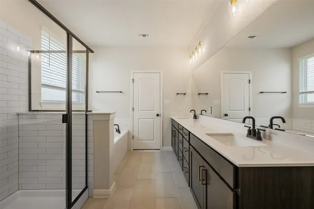 $321,711 | 185 Coleto Trail, Bastrop, TX 78602