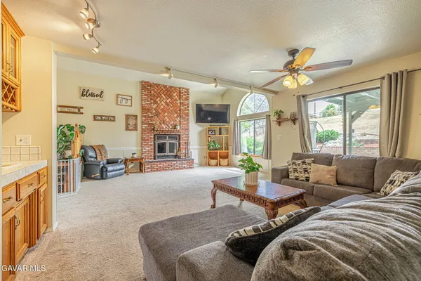$484,999 | 22812 Retreat Place, Tehachapi, CA 93561
