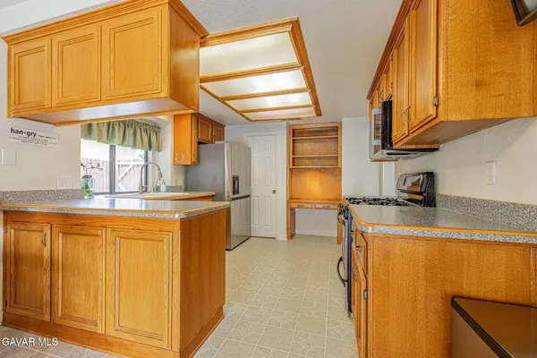 $484,999 | 22812 Retreat Place, Tehachapi, CA 93561