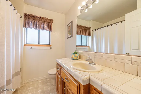 $484,999 | 22812 Retreat Place, Tehachapi, CA 93561