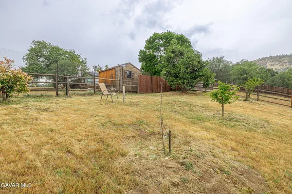 $484,999 | 22812 Retreat Place, Tehachapi, CA 93561