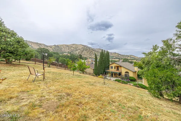 $484,999 | 22812 Retreat Place, Tehachapi, CA 93561