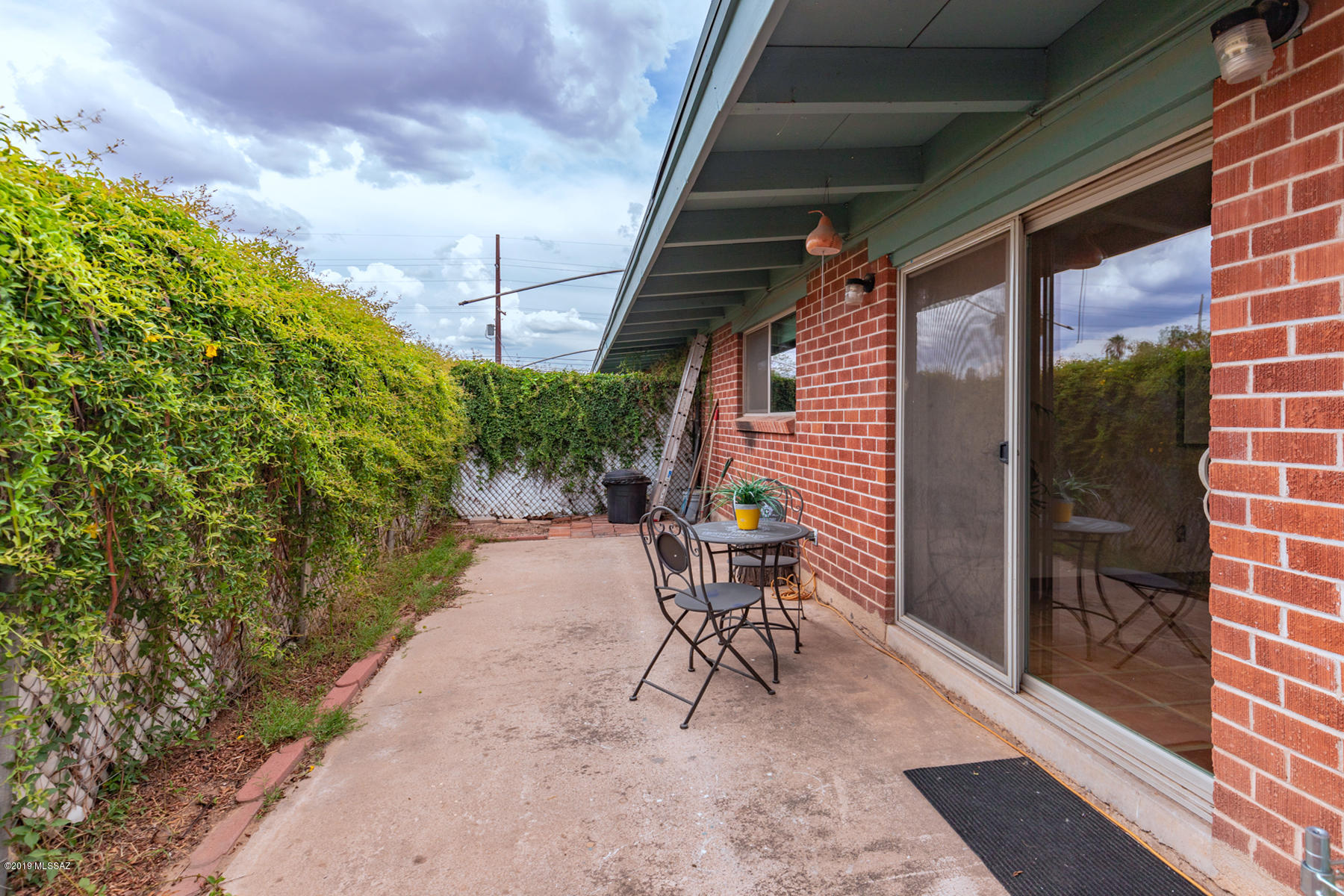2121 North Country Club Road, Unit 9 Tucson, AZ 85716 - Photo 17 of 21 Gallery Image 17