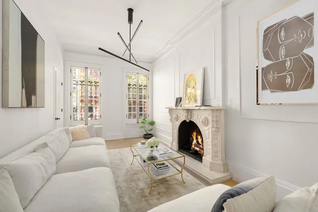 $21,995 | 422 East 84th Street | Upper East Side